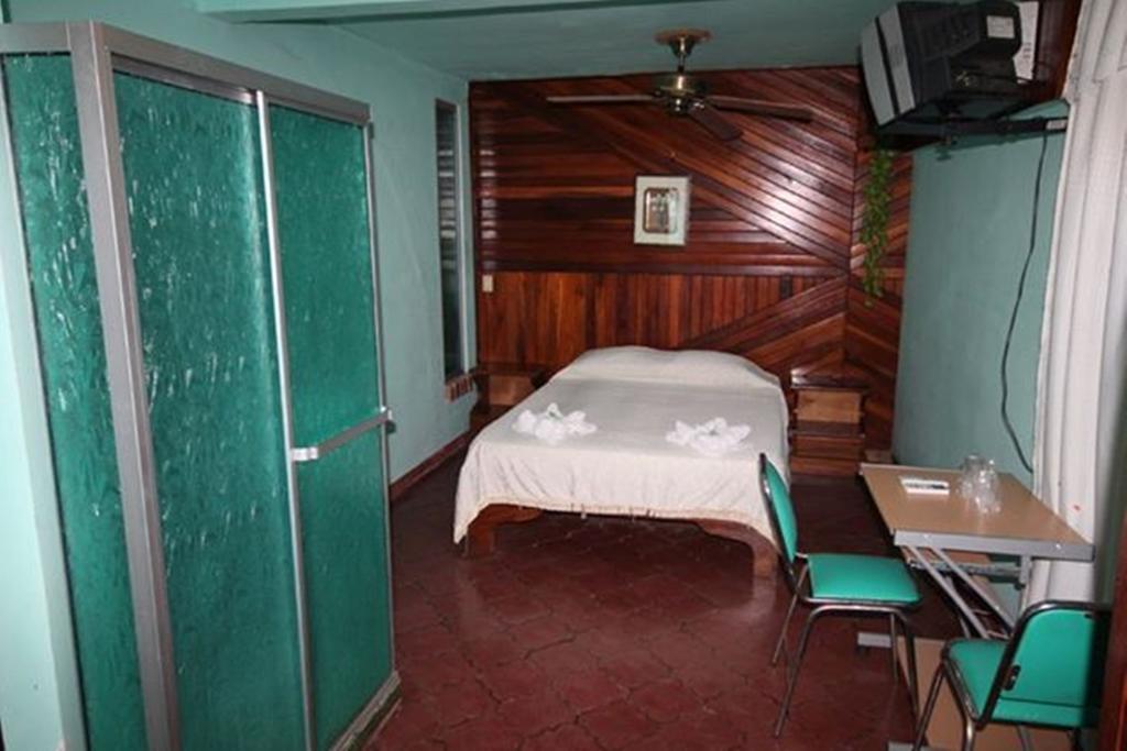 Hotel Jackie'S House Puntarenas Rom bilde