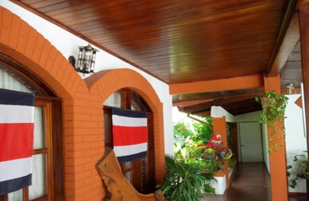 Hotel Jackie'S House Puntarenas Eksteriør bilde
